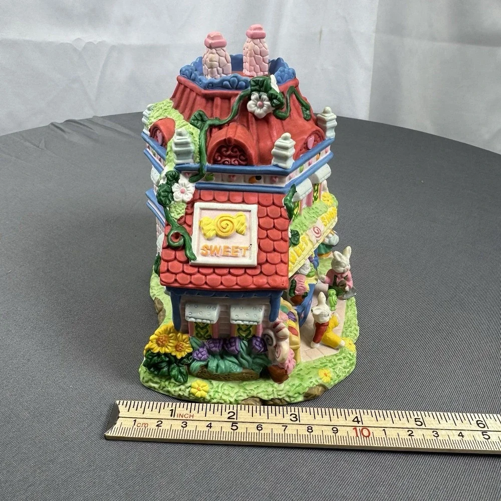 Vintage Ceramic Easter/Bunny‎ Sweet Shop